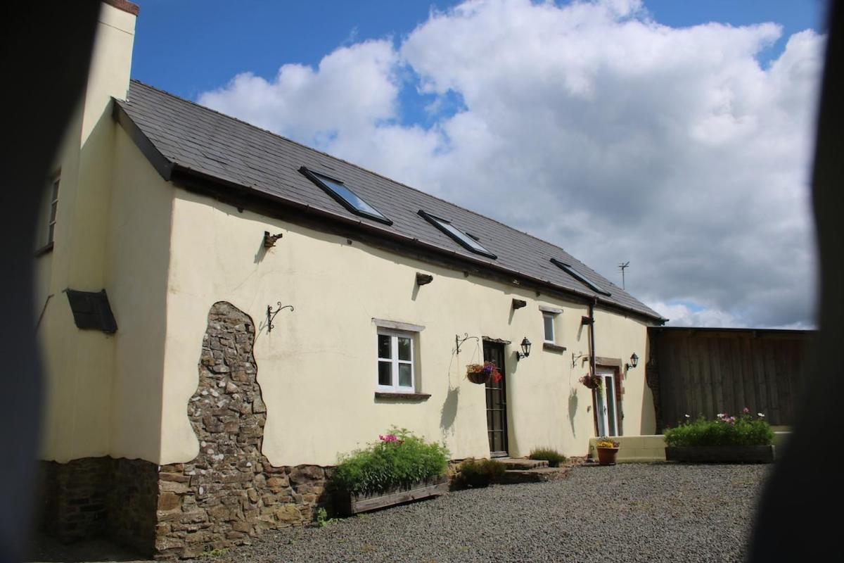 Award Winning Lower Whitsleigh Farm Cottage Roborough Eksteriør billede